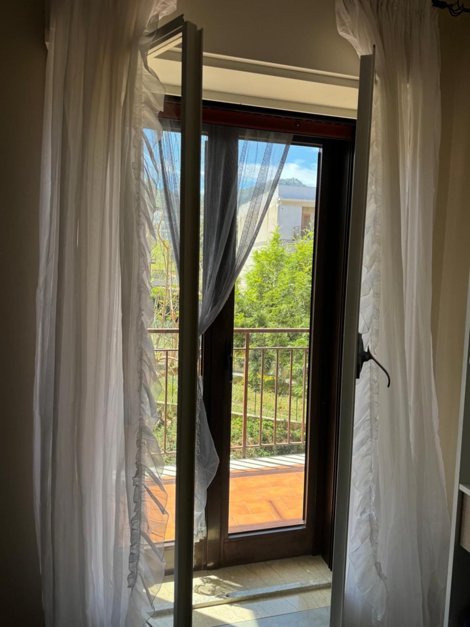 B&B Aria Di Mare - Pollina Sicilia Finale Eksteriør billede